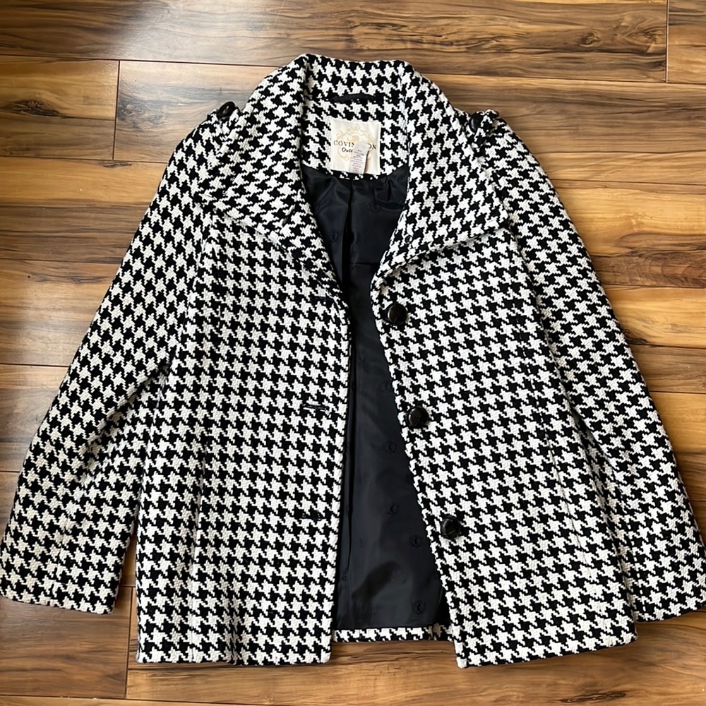 Black and white houndstooth pea coat